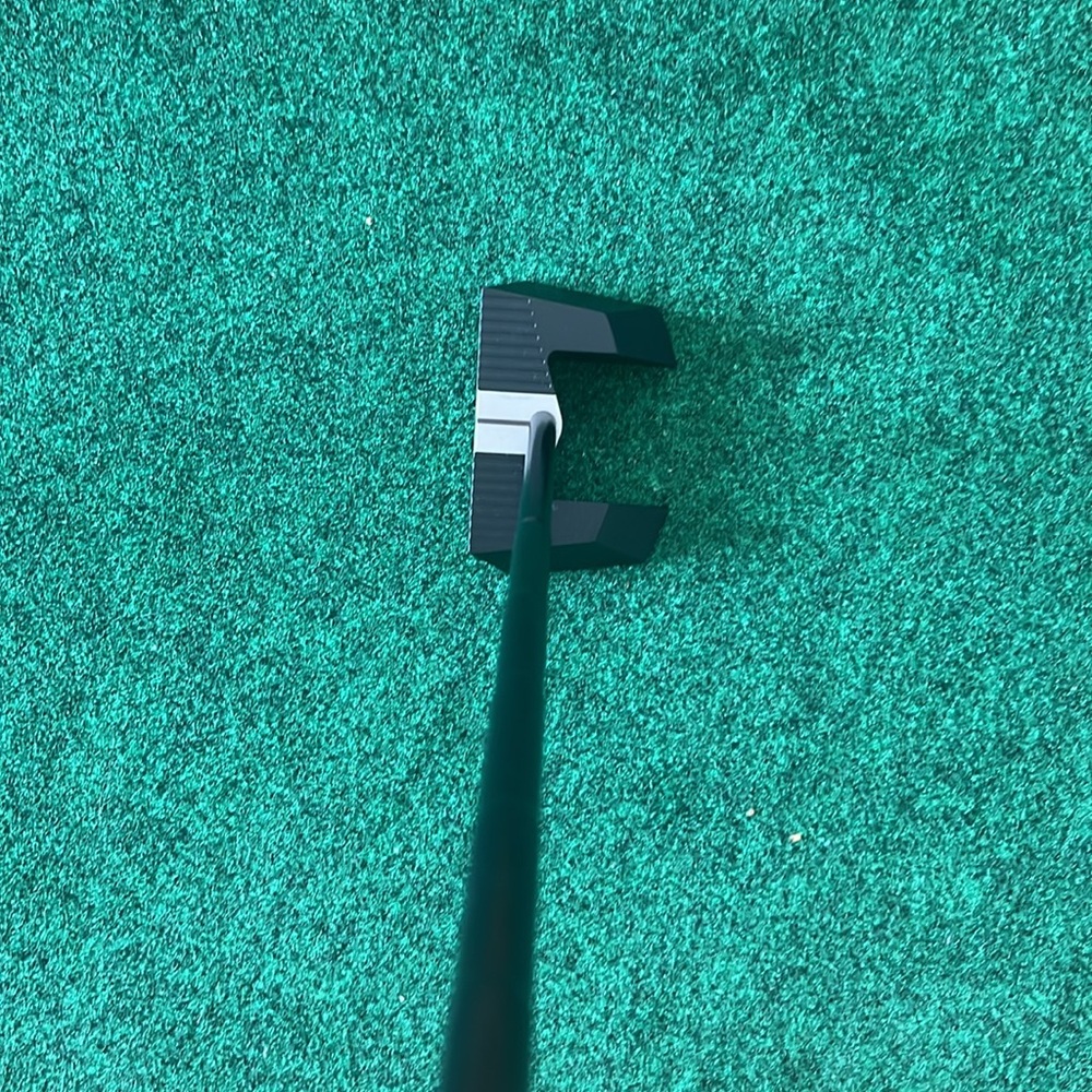 L.A.B. Golf Mezz.1 Putter - 33” stock length and Stock Grip - Picture 9 of 9
